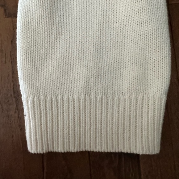 Aritzia Wilfred Sleeveless Alps Sweater Vest - Picture 3 of 7
